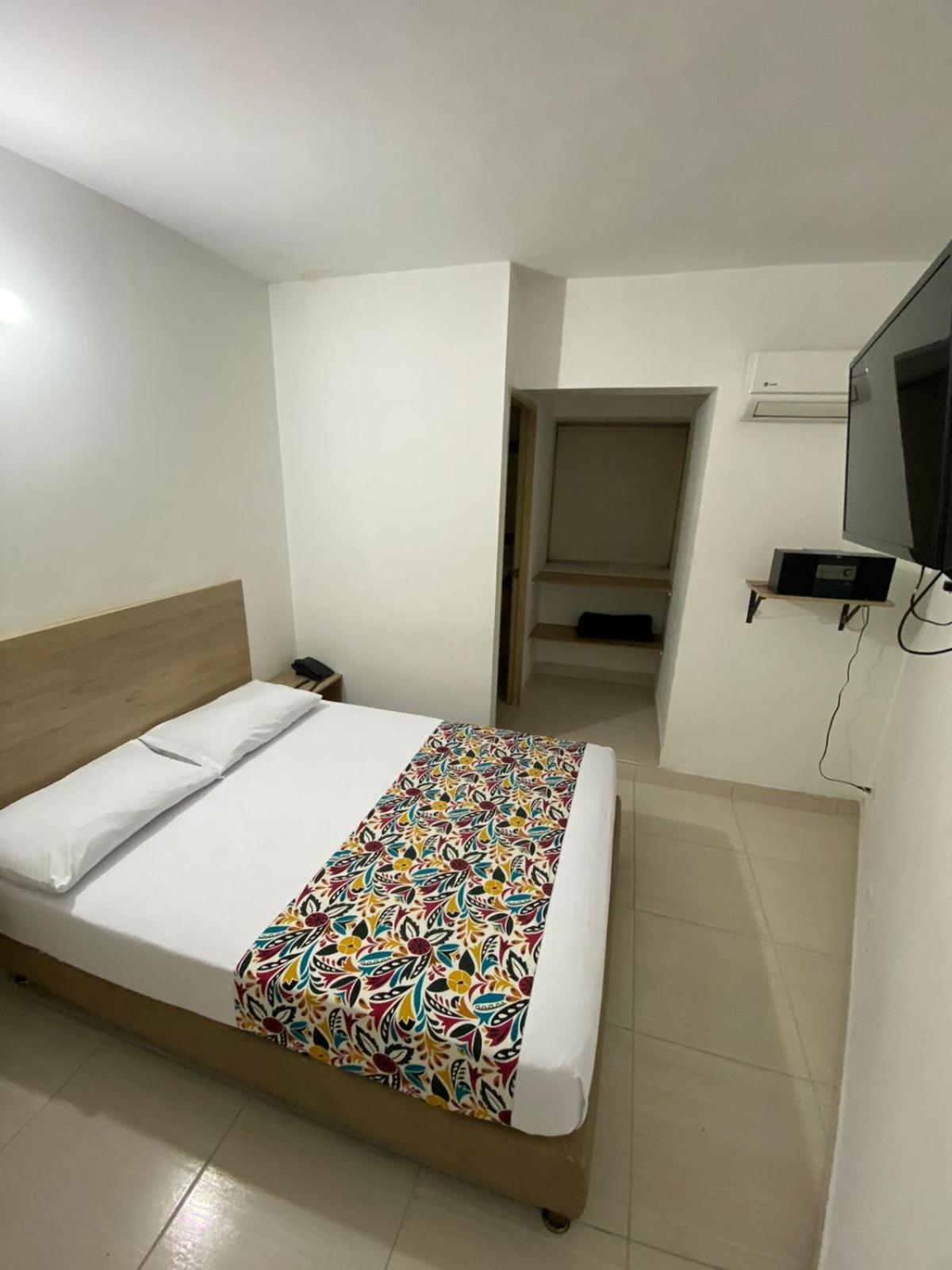 Suites Laureles Μεντεγίν Εξωτερικό φωτογραφία