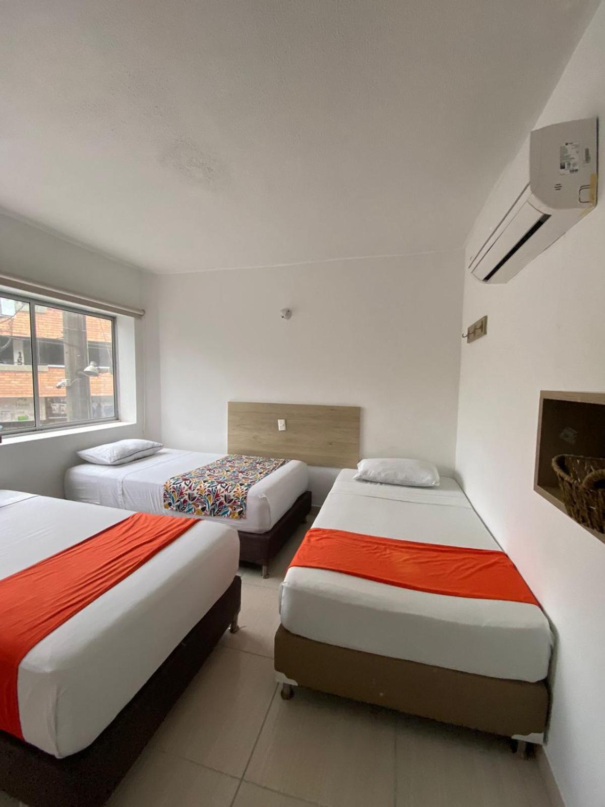 Suites Laureles Μεντεγίν Εξωτερικό φωτογραφία